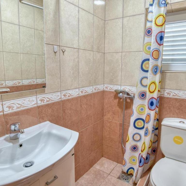 Underhill Royal View - Two-Bedroom House - 23