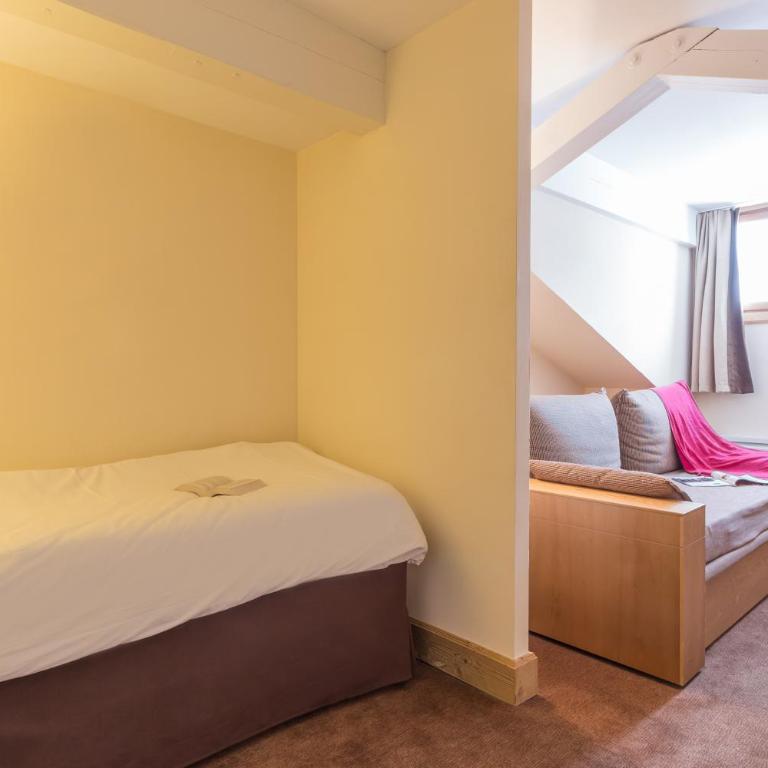 Résidence Pierre & Vacances Premium Les Chalets du Forum - Appartement 2 Chambres en Duplex avec chambre en Alcôve et Balcon (10 Personnes) - 8