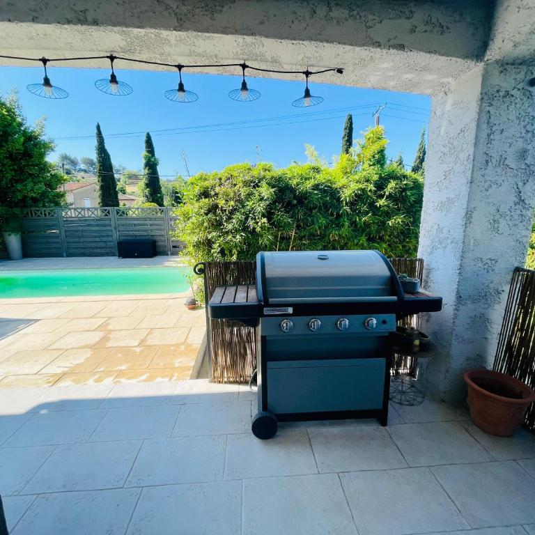 Maison 6-8 personnes proche Cannes - Maison 3 Chambres - 8