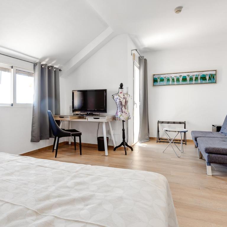 Hotel Madrid - Habitación Doble Superior con terraza - 1 o 2 camas - 4