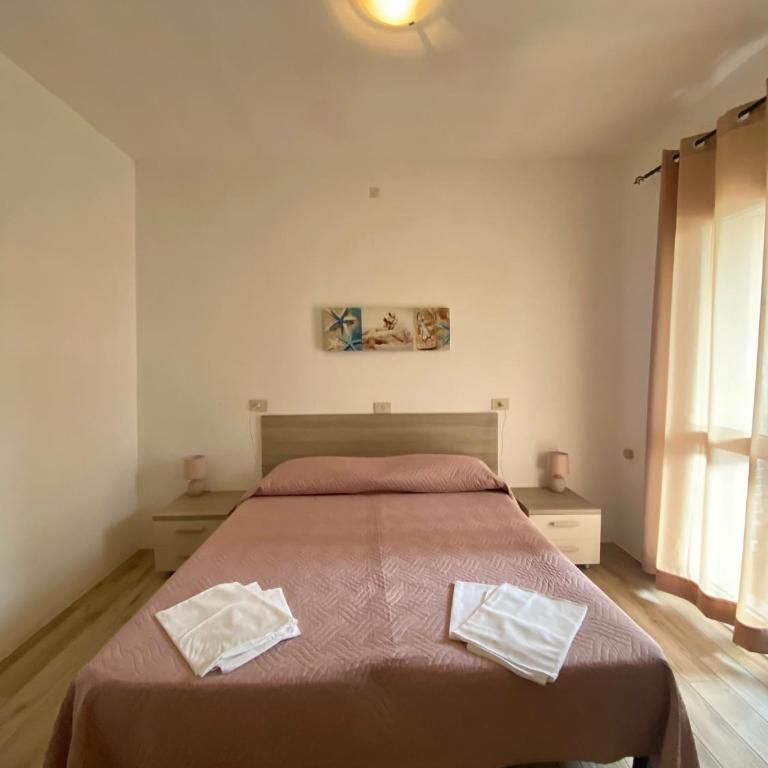Bed & Breakfast Alex - Camera Matrimoniale con Balcone - 3