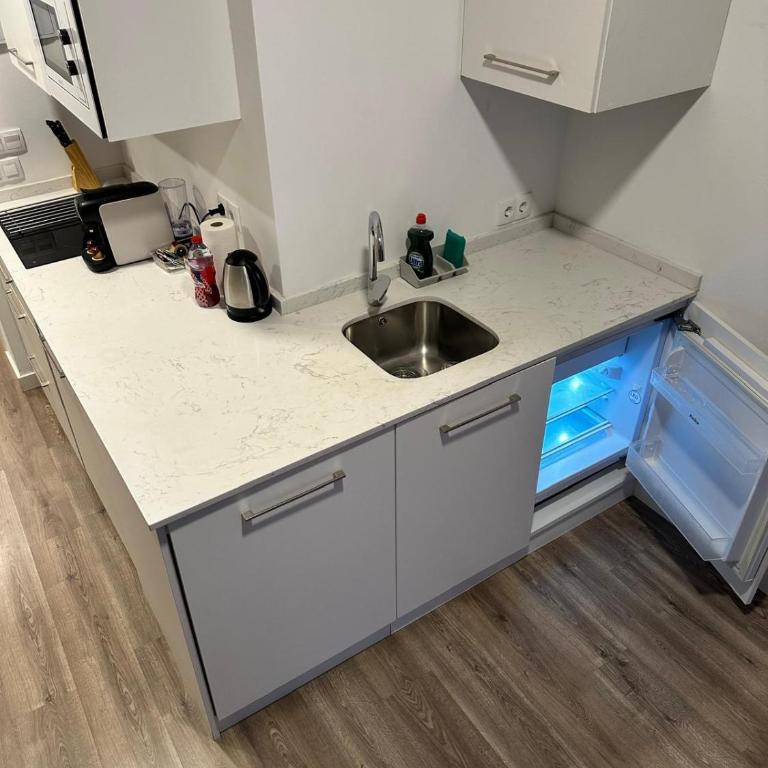 LOTUS SUITES Alicante - One-Bedroom Apartment - 9