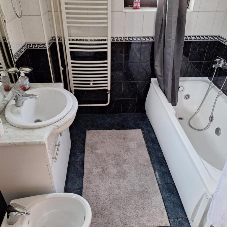 Sarajevo na dlanu - Deluks Apartman sa 4 Spavaće Sobe - 15