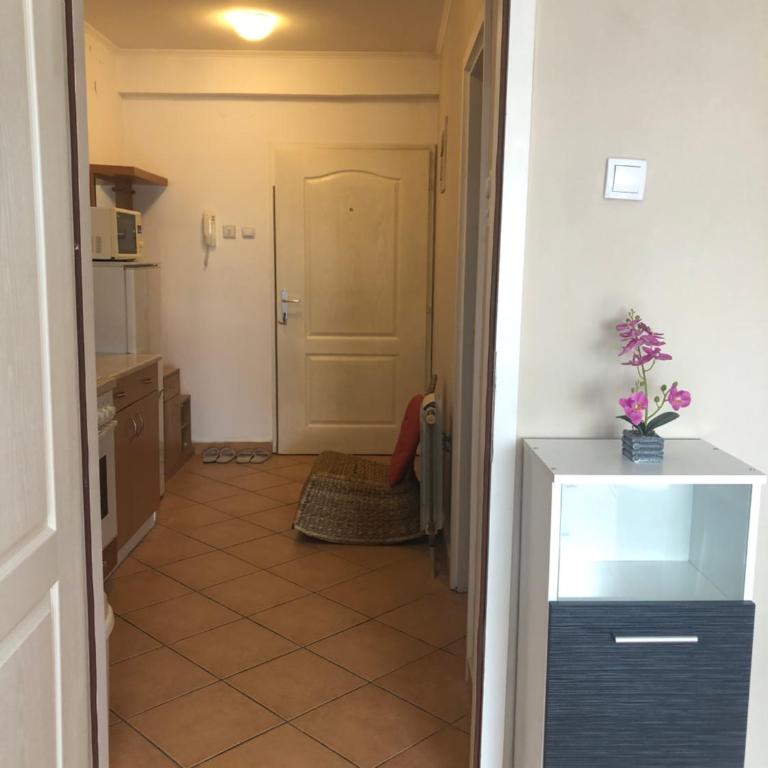 City sunset studio - One-Bedroom Apartment - 18