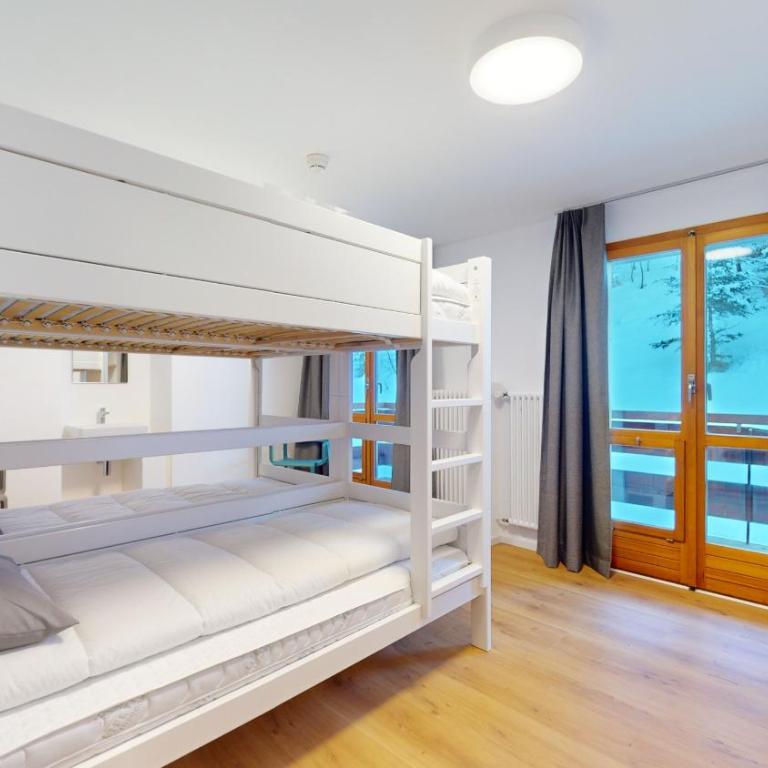 Chalet de l Ours AUTHENTIC Etage Tournay 12 pers - Familienzimmer - 3