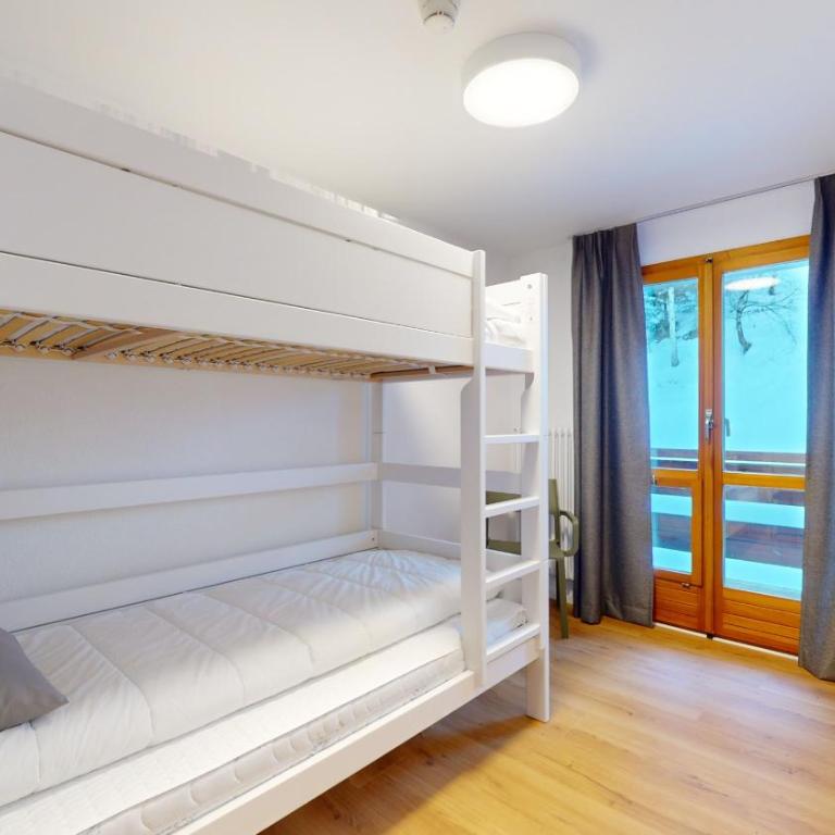 Chalet de l Ours AUTHENTIC Etage Tournay 12 pers - Familienzimmer - 5
