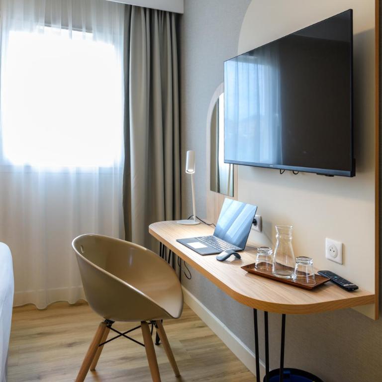 Residence de Tourisme Ajaccio Amirauté - Appartement 2 Chambres avec 2 Salles de Bains - 16