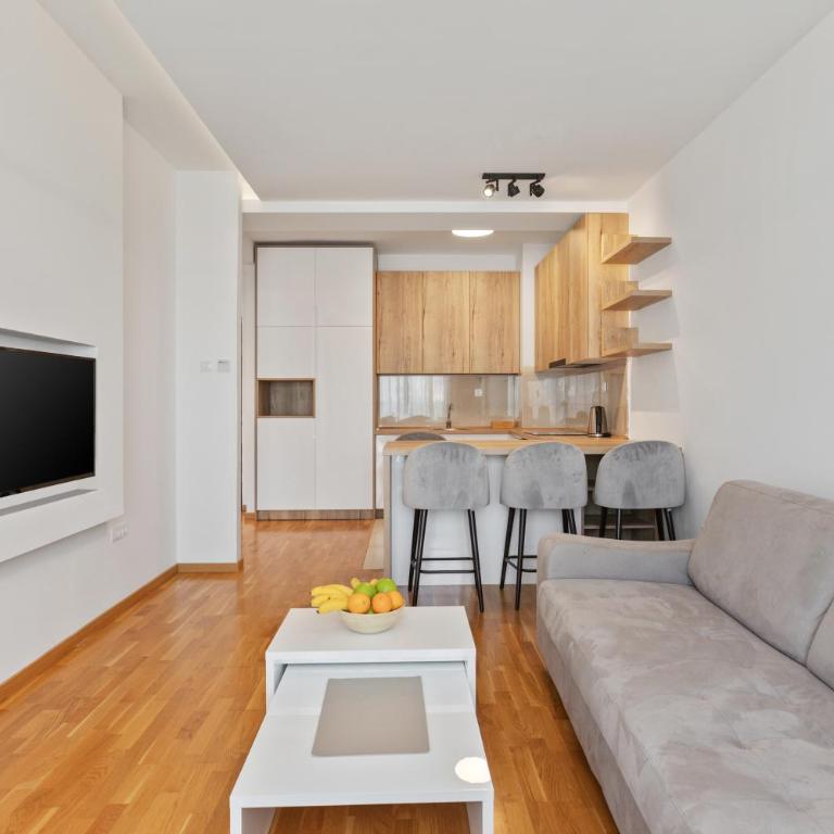 ID LUX APARTMENTS - One-Bedroom Apartment - 3