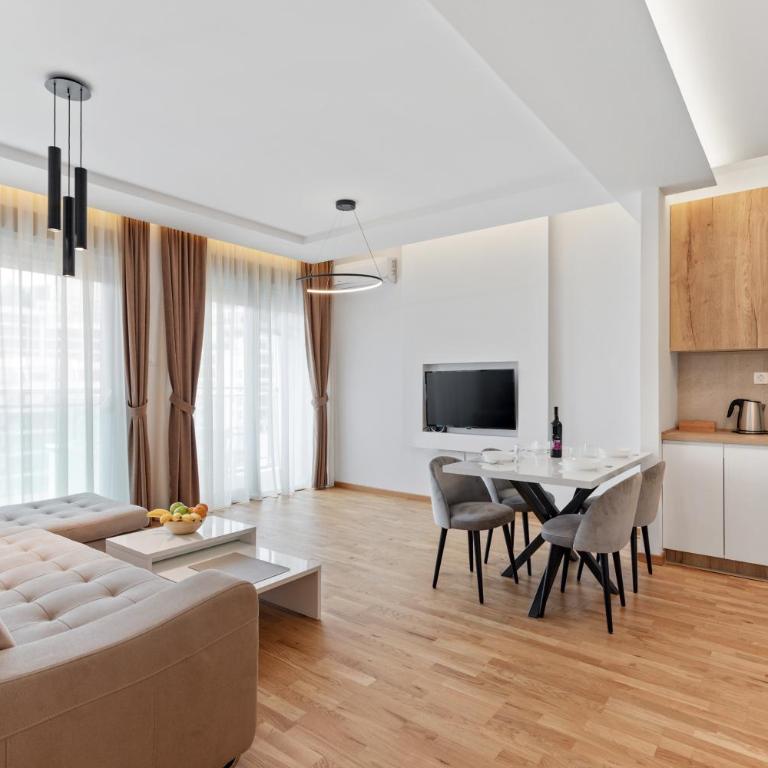 ID LUX APARTMENTS - Two-Bedroom Apartment - 3