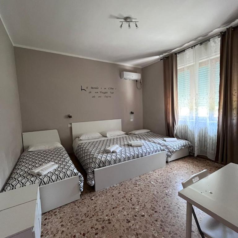ViaVai Pisa Airport - Quadruple Room with Private Bathroom - 14