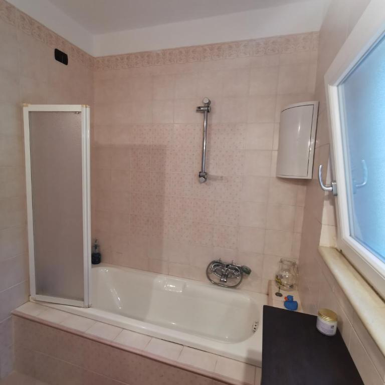 La Casa di Bianca - Appartamento con 2 Camere da Letto e con Vista - 21