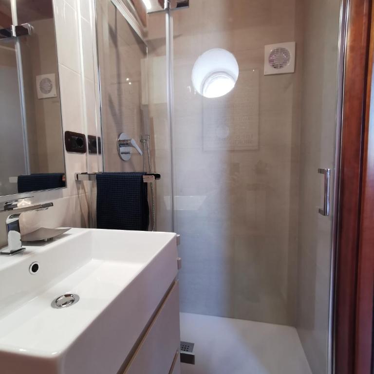 La Casa di Bianca - Appartamento con 2 Camere da Letto e con Vista - 29