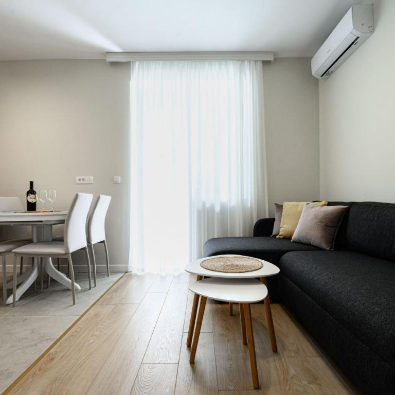 Lux Apartment 88 - One-Bedroom Apartment - 4