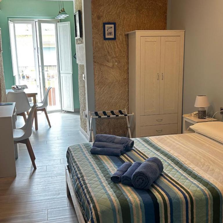 La casa sulle mura di Tropea vista mare - Studio with Sea View - 11
