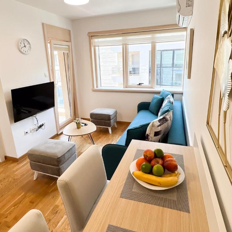 Four Views By The Sea Apartments - Studio Apartman s Balkonom - 1