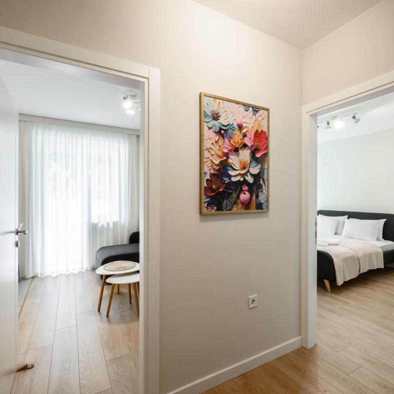 Lux Apartment 88 - One-Bedroom Apartment - 1