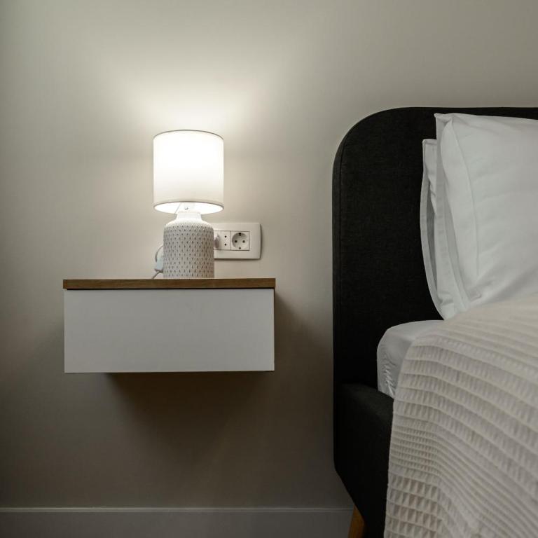 Lux Apartment 88 - One-Bedroom Apartment - 11