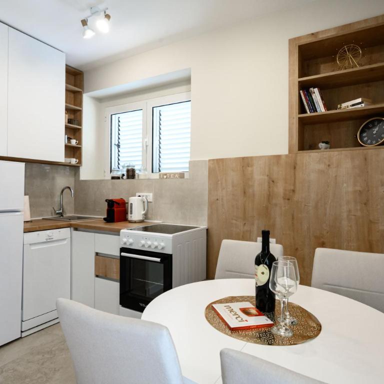 Lux Apartment 88 - One-Bedroom Apartment - 16