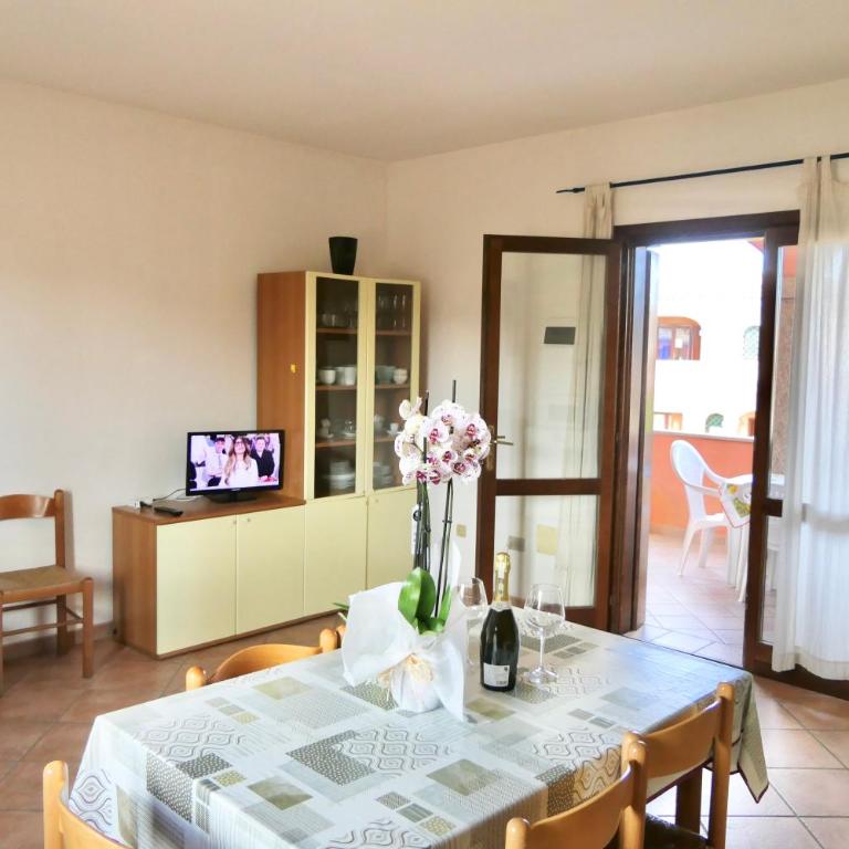ISS Travel, La Ginestra - 2-bedroom apartment with terrace and view over Tavolara Island - Appartamento con 2 Camere da Letto - 15
