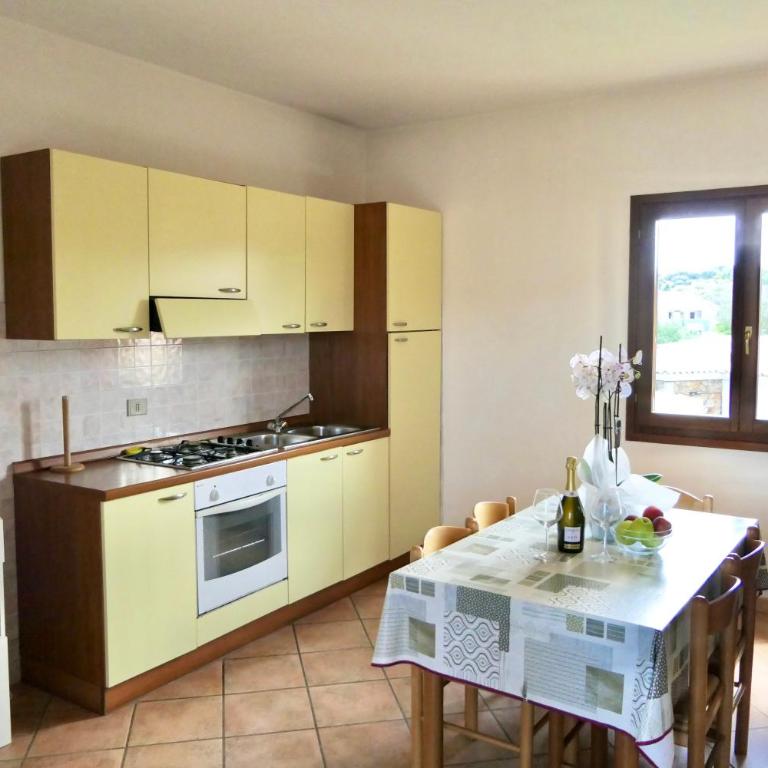 ISS Travel, La Ginestra - 2-bedroom apartment with terrace and view over Tavolara Island - Appartamento con 2 Camere da Letto - 14