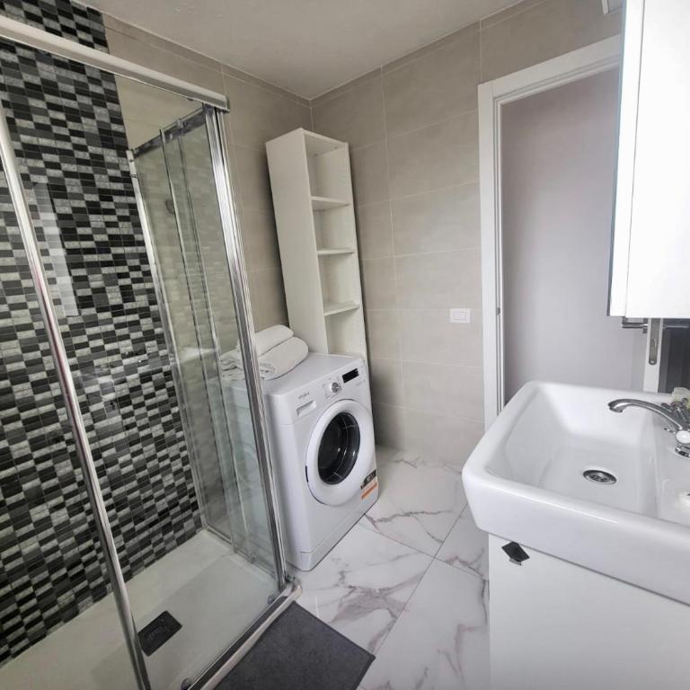 New big flat with balcony 50mts away from beach Parking Optional - Apartamento de 1 dormitorio - 20