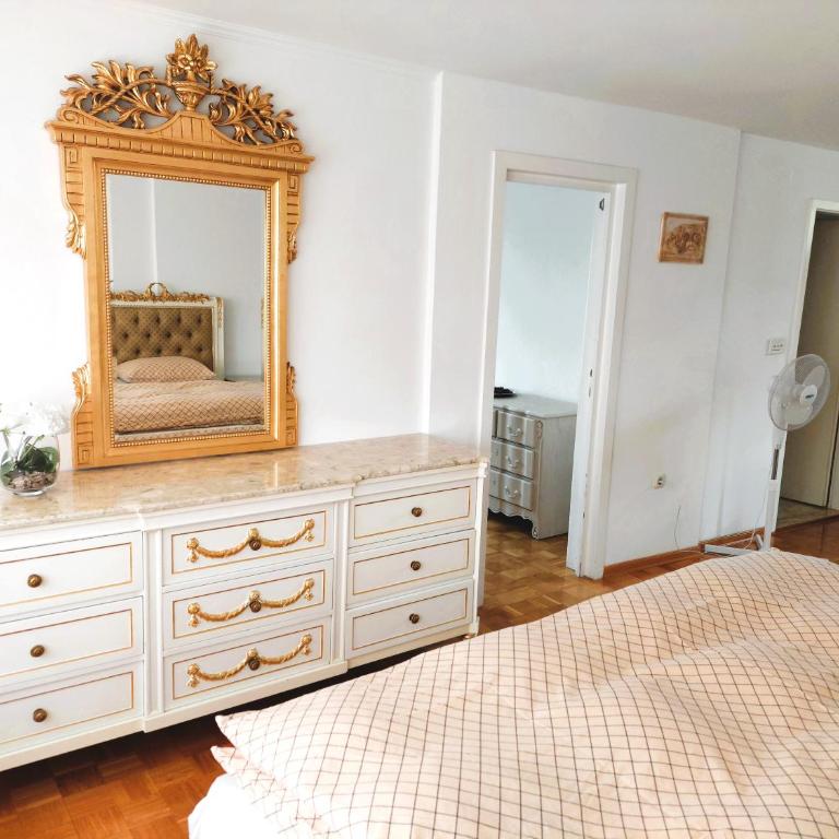 Sarajevo na dlanu - Deluks Apartman sa 4 Spavaće Sobe - 19