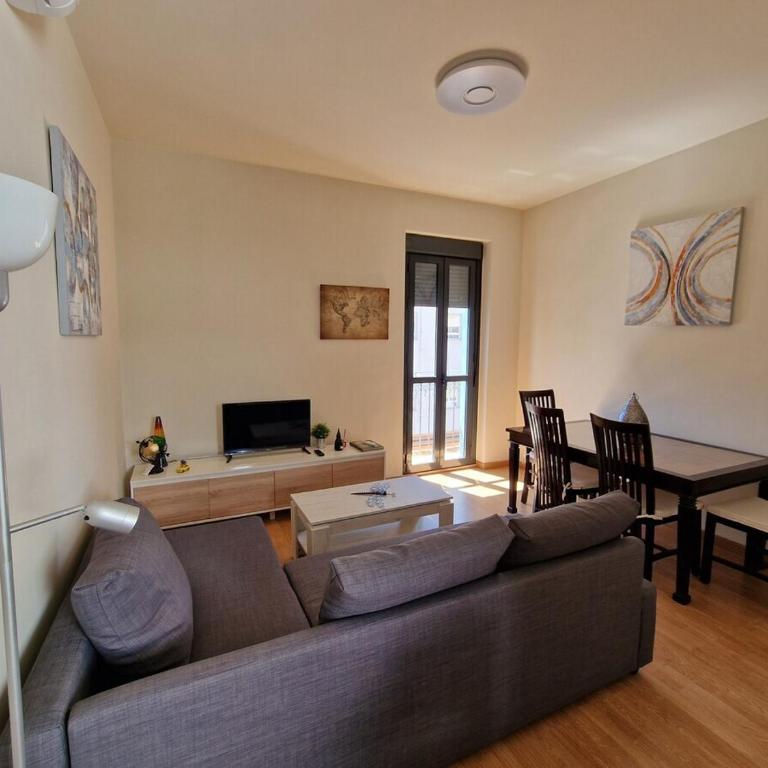 Castilla del Cachorro, Apto de 2 dormitorios en Triana - Apartamento de 2 dormitorios con vistas a la ciudad - 1