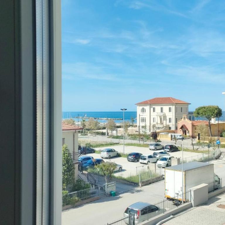 Villa Borghesi Suites Fronte Mare - Appartamento con 1 Camera da Letto e Balcone - 5