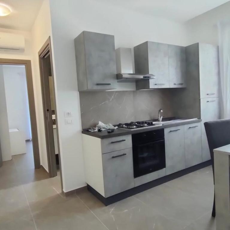 Villa Borghesi Suites Fronte Mare - Appartamento con 1 Camera da Letto e Balcone - 4