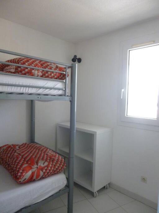 AGENCE JF IMMO-Apt 5 personnes parking - piscine collective - front de mer - Ménage inclus -V0730 - Appartement 2 Chambres - 32