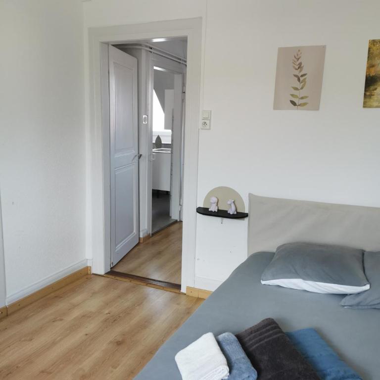 Loisirs travail, court, long séjour, idéalement situé, 2 chambres en enfilade, parking gratuit - Appartement 2 Chambres - 16