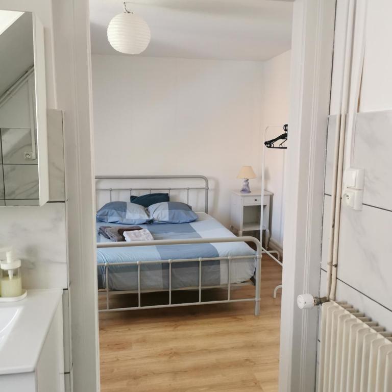Loisirs travail, court, long séjour, idéalement situé, 2 chambres en enfilade, parking gratuit - Appartement 2 Chambres - 17