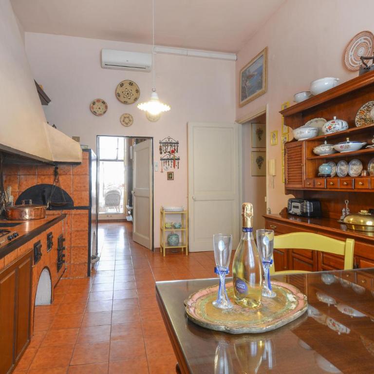 Stunning Apartment In Genova Sestri Ponente - Appartamento con 3 Camere da Letto - 19