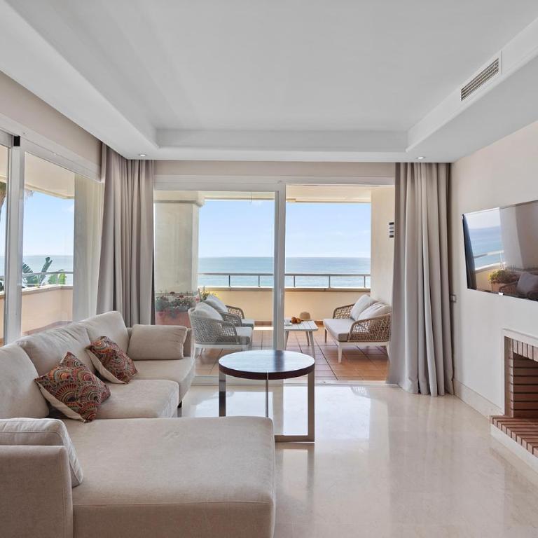 Front line beach luxury apartment in Heaven Beach - Apartamento con vistas al mar - 4