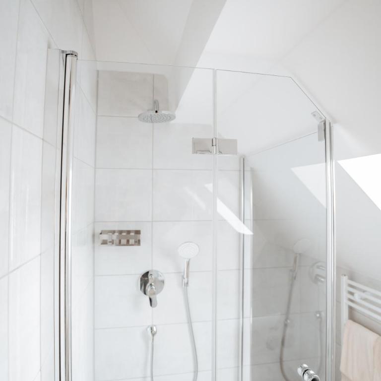 Boardinghouse Victory - One-Bedroom Apartment with Kitchenette - 26