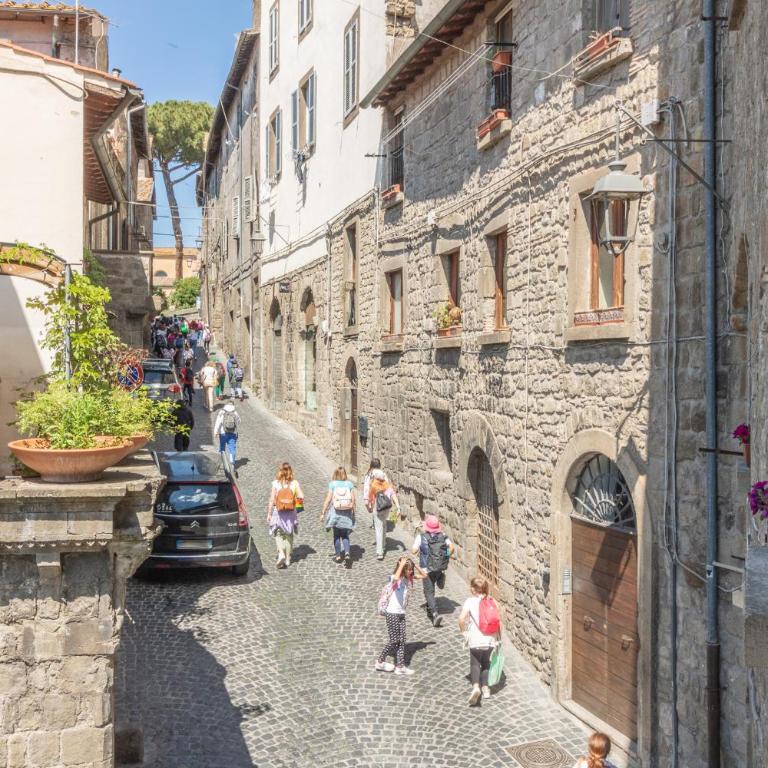 Domus Viterbo Centro - Appartamento Deluxe con 1 Camera da Letto - 17