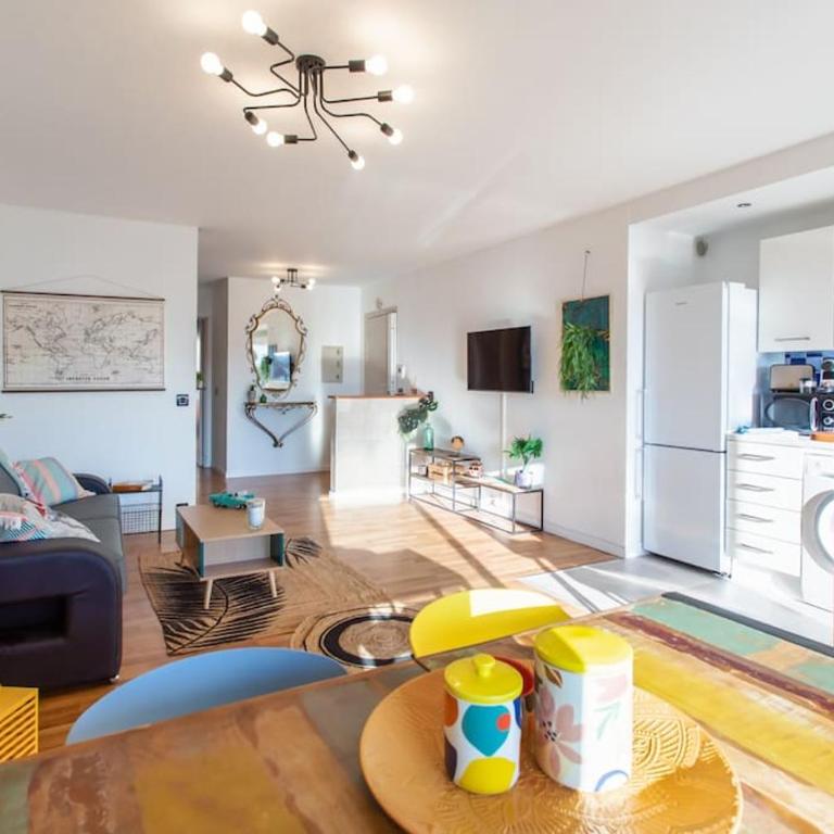 A10 Staywizus -1 BDR Heart of Juan les Pins 5 min Sea - AC & Balconies - Appartement 1 Chambre - 9