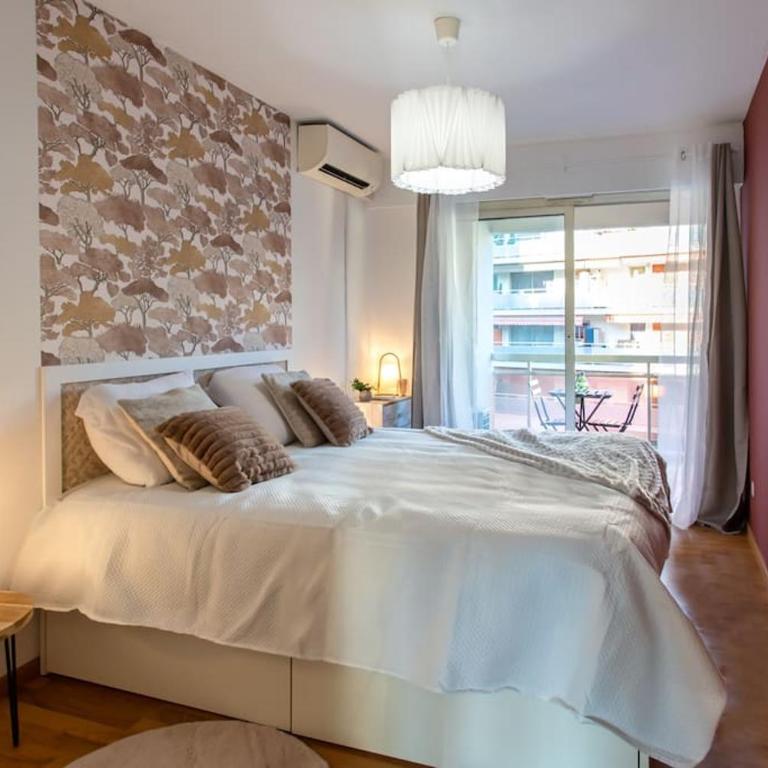 A10 Staywizus -1 BDR Heart of Juan les Pins 5 min Sea - AC & Balconies - Appartement 1 Chambre - 3