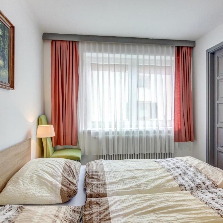 Ludwighaus - Familienzimmer mit Bergblick - 13