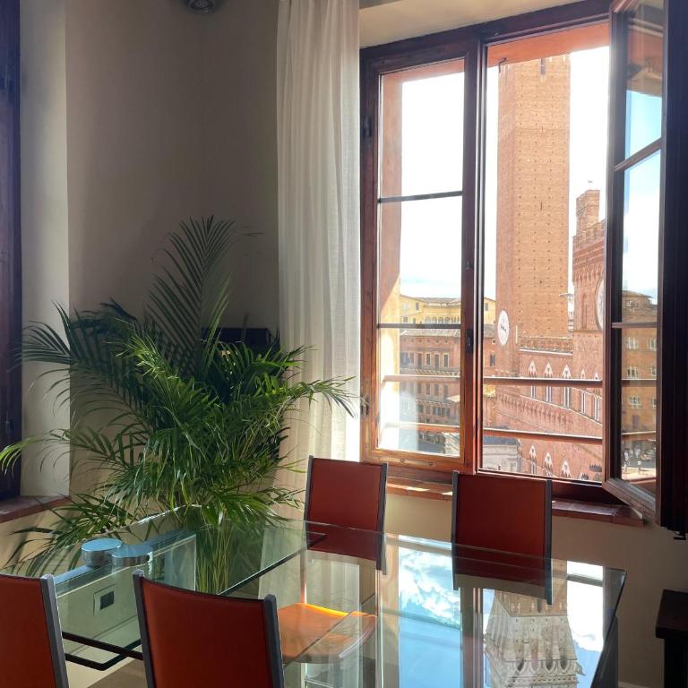 TORRE DEI LAMBERTINI WINDOWS ON PIAZZA DEL CAMPO - Residenza d'epoca - Appartamento con 2 Camere da Letto e con Vista - 25