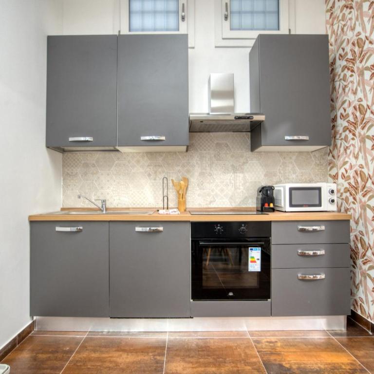 Italianflat - Subway Milano - Family Room with Private Bathroom - Basement - 4