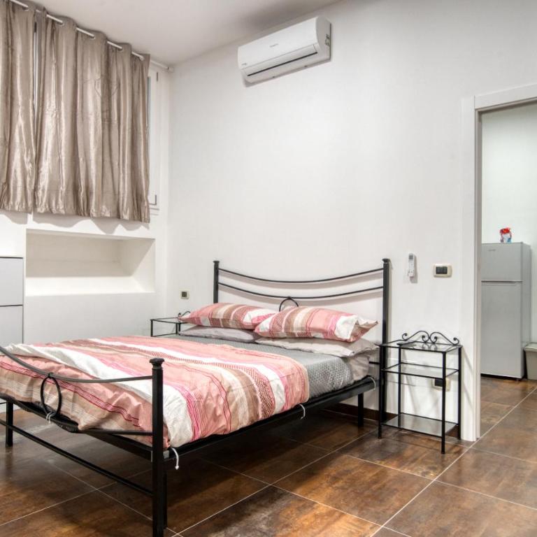 Italianflat - Subway Milano - Family Room with Private Bathroom - Basement - 7