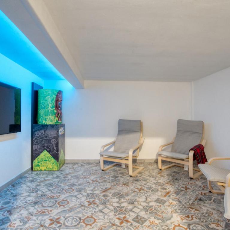 Italianflat - Subway Milano - Family Room with Private Bathroom - Basement - 13