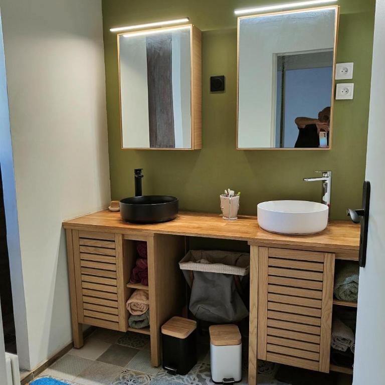 Frontignan villa rez de chausée avec exterieur privatif, Plage 4km - Appartement 2 Chambres - 7