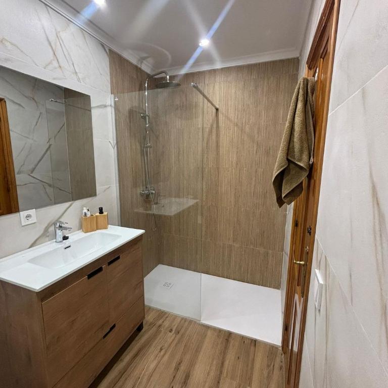 Cozy Duplex Les Rotes - Casa de 2 dormitorios - 21