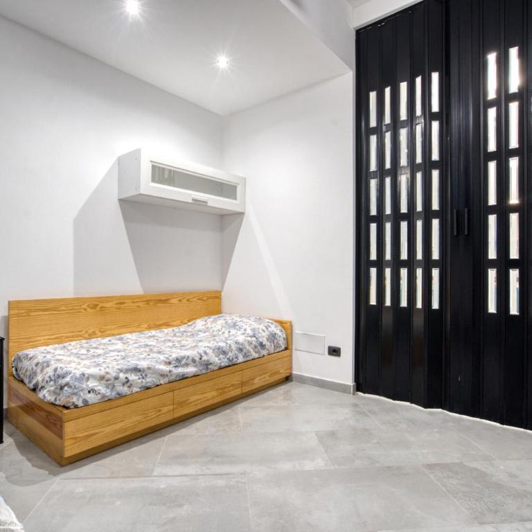 Italianflat - Subway Milano - Family Room with Private Bathroom - Basement - 12