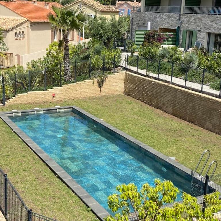Superbe appart neuf centre ville 6 personnes calme avec jardin - Apartment mit 3 Schlafzimmern - 2