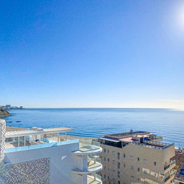AMAZING SEA VIEWS - The Wave II, Pool and Sea View - Apartment - 24