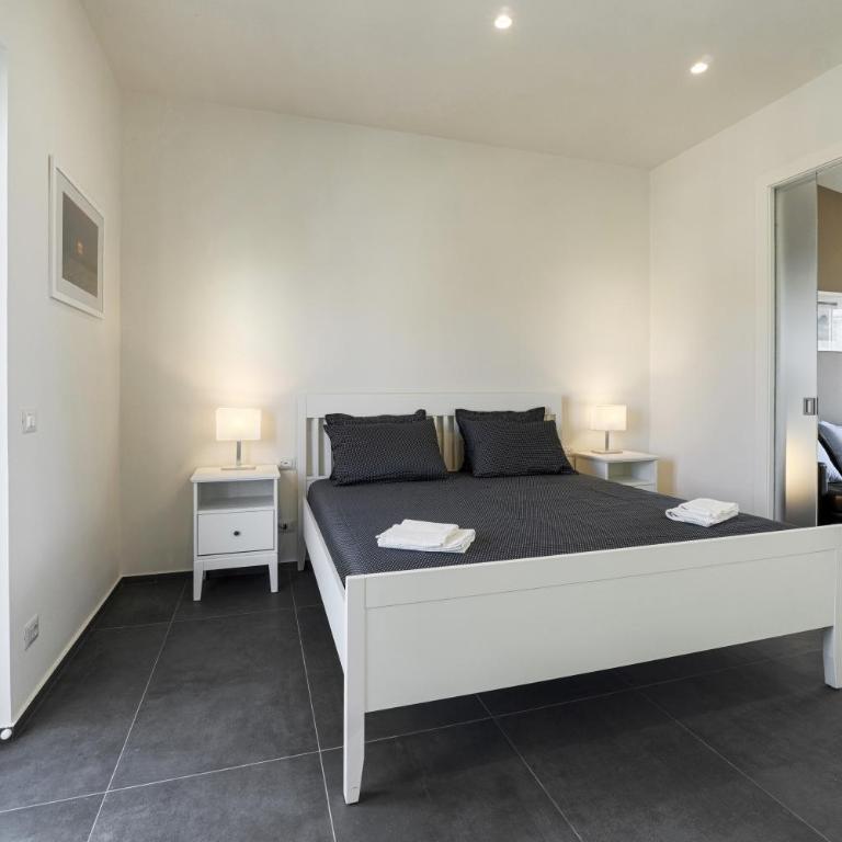 Casa Suli Beachfront - Two-Bedroom Apartment - 10