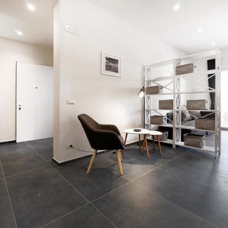 Casa Suli Beachfront - Two-Bedroom Apartment - 23